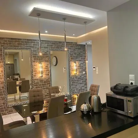 Luxury Near Port Piraeus
